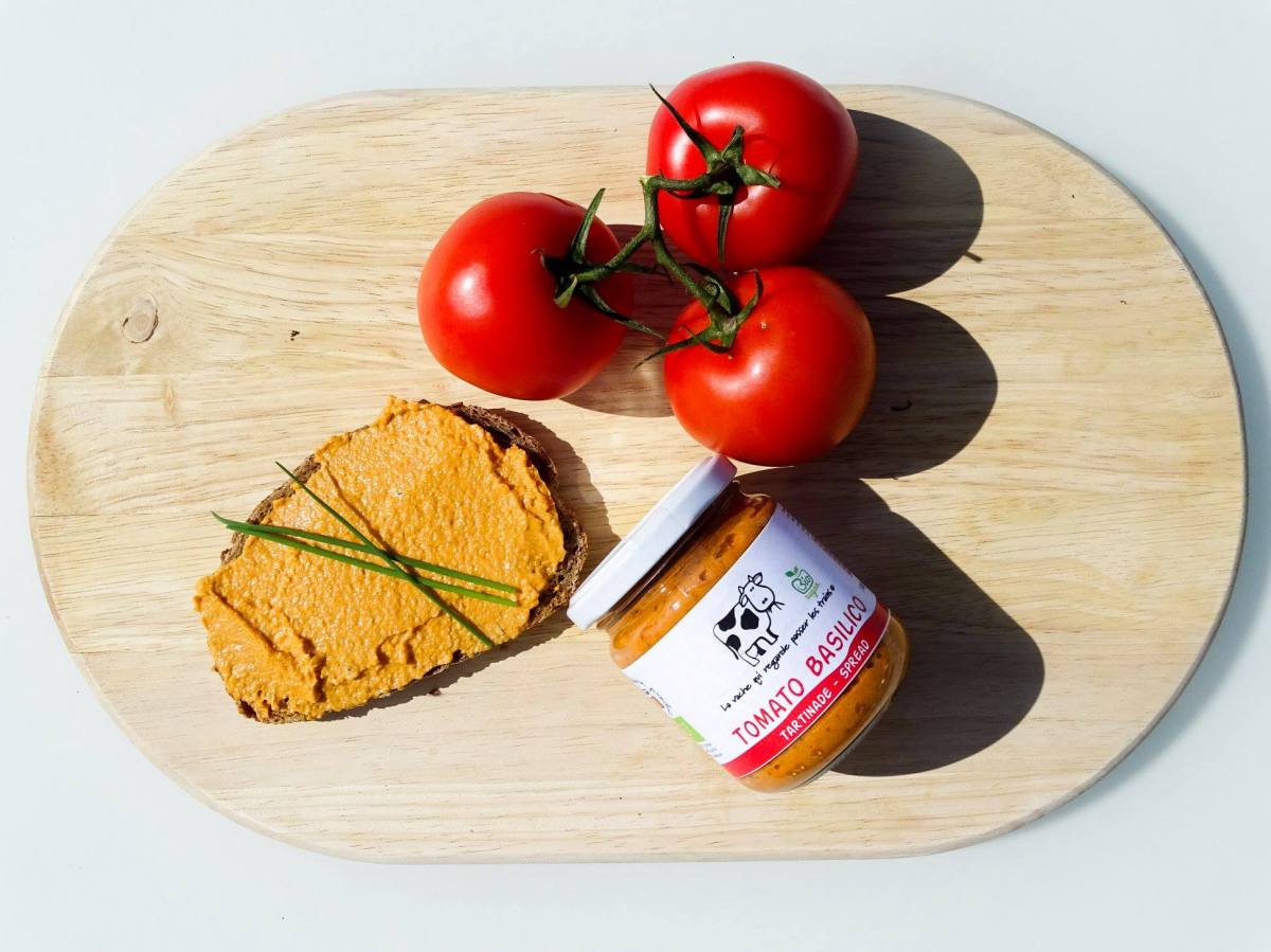 La Vache Qui Regarde Passer Les Trains